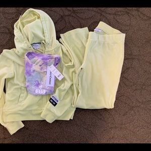 Juicy couture lemon lime velour jacket size large